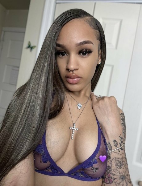 tiahnie 無料スター 写真