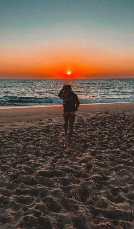 Celia Gabbiani ポルノスター セックス 写真