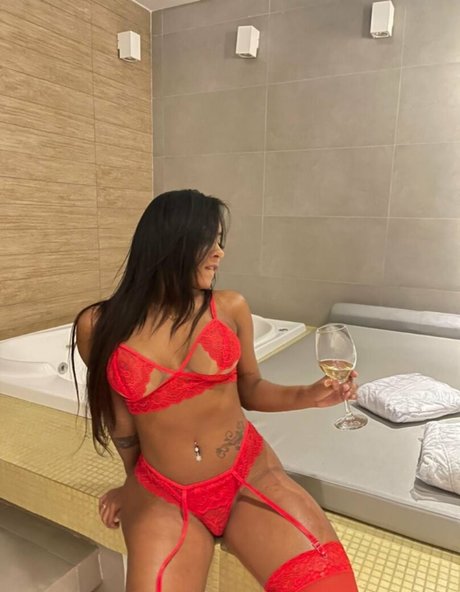 Mirela Vasconcelos セクシーなスター 画像