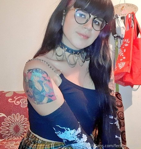 fernymoon95 セクシーモデル 写真