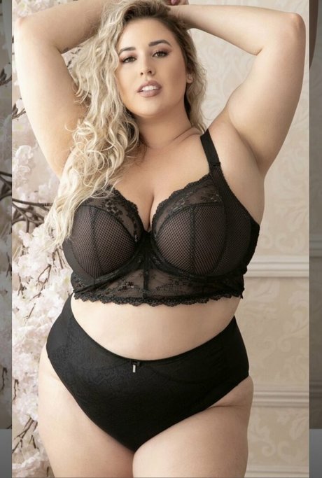 Lo Sangstaaa ポルノスター 素敵 アーカイブ