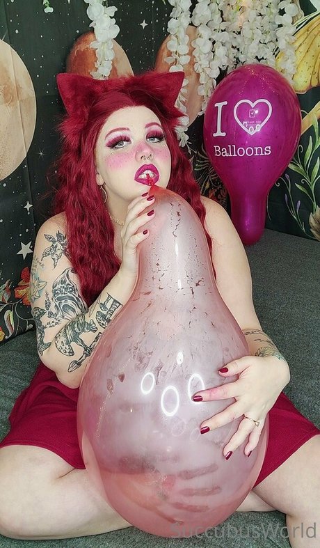 succubusworld ヌード女優 写真