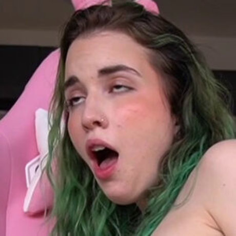 Bailey Eilish ポルノスター 画像