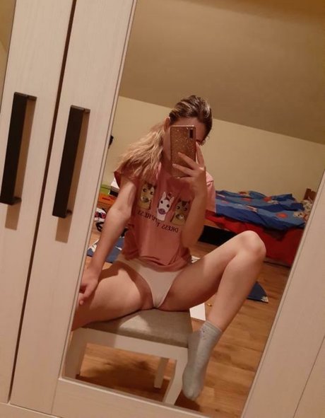 gabicaa ポルノスター 独占 写真
