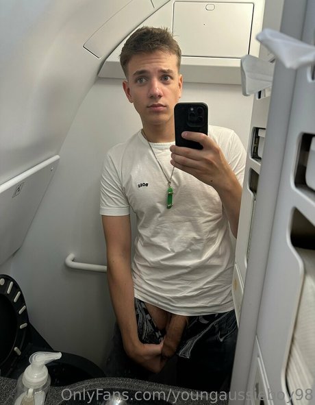 youngaussieboy98 ポルノスター 高品質 写真