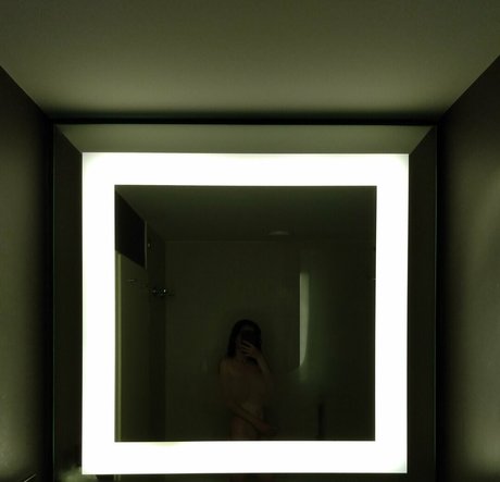 dvlskull ポルノスター 写真