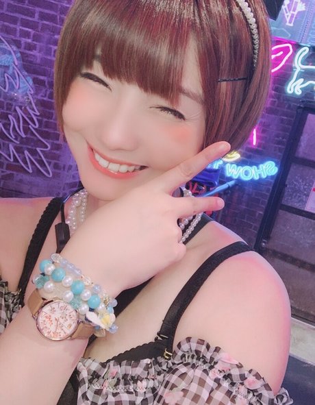 ayame apricot 完璧なモデル 写真