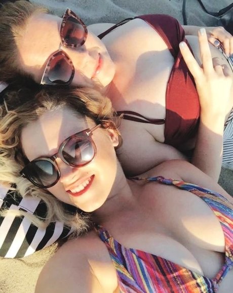Eliza Taylor 最高のモデル 写真