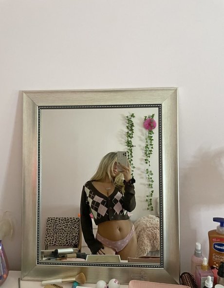 Lila Merlino 完璧なスター 写真