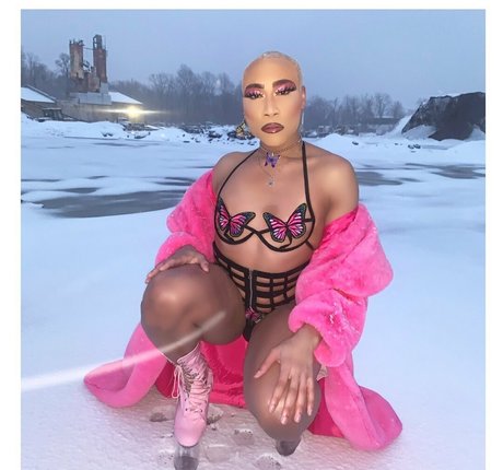 darirose ポルノスター 写真