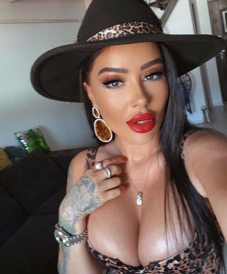 monicasuarez スター 裸 写真