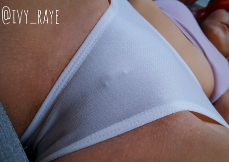 ivy rayefree ポルノスター 画像