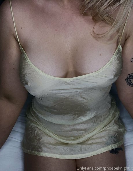 phoebeknight t アート女優 写真