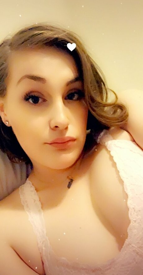 thickbunnylexi セックス女優 写真