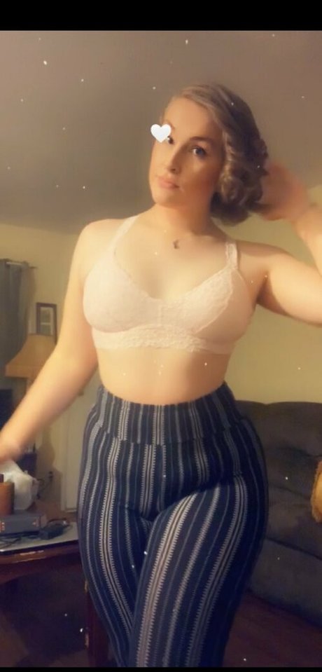 thickbunnylexi ポルノスター 裸 写真