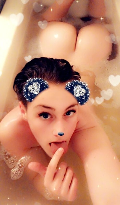 thickbunnylexi ポルノスター エロティック 画像