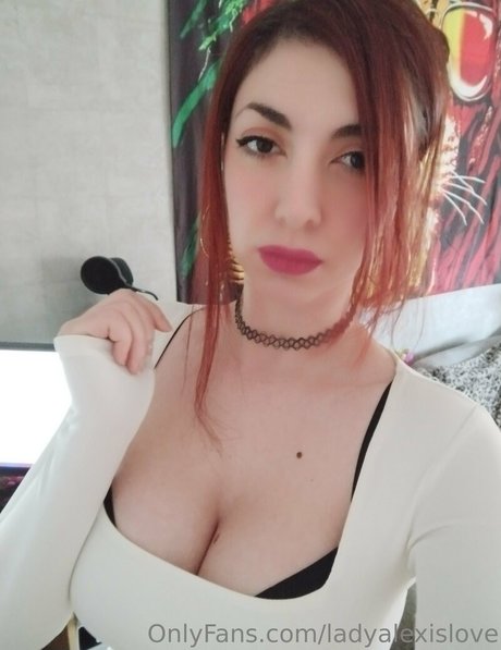 ladyalexislove 可愛い女優 写真