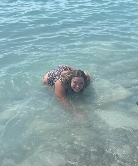 Darya Savran ポルノスター 裸 写真