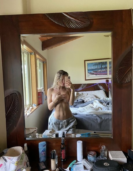 freyaannerayy 素敵なポルノスター 写真