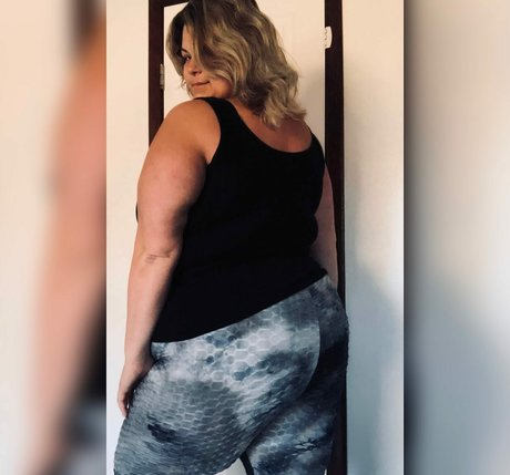 plussize andfine セクシー女優 写真