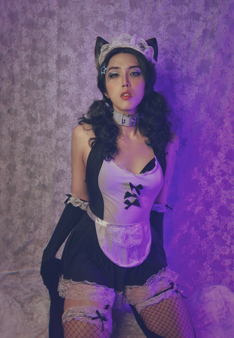 Emily Yunicorn アダルトスター 写真