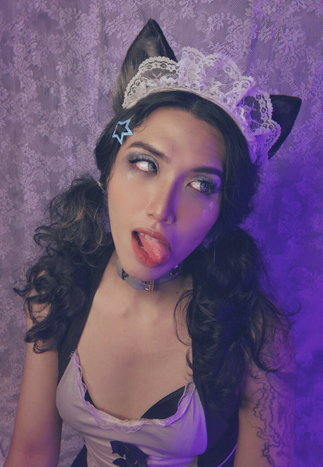 Emily Yunicorn ホットスター 写真
