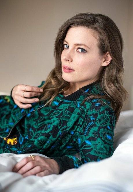 Gillian Jacobs ポルノスター セックス 写真