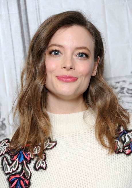 Gillian Jacobs 美しいポルノスター ギャラリー