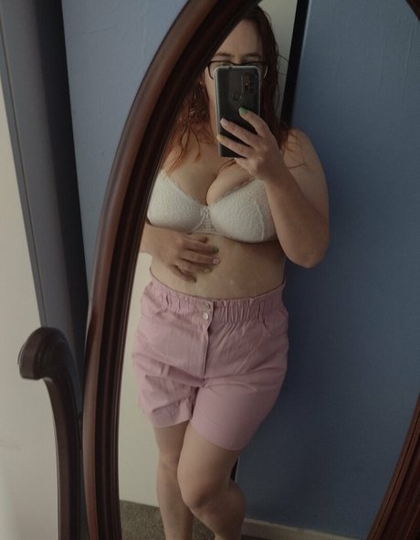 petitepantyhose top profile image