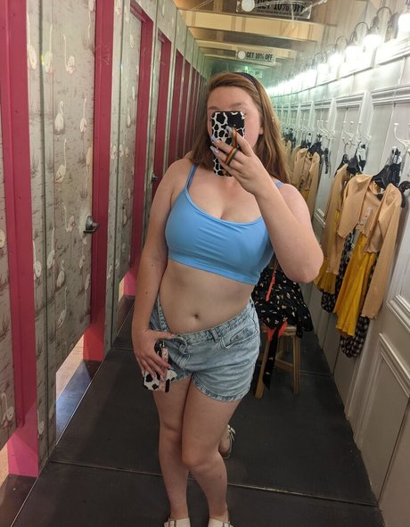 Eightbitbailey 美しいモデル 画像