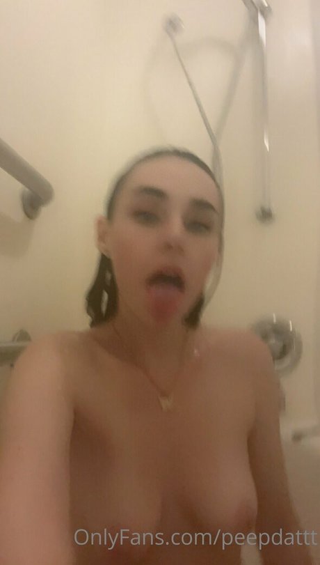 Peepdattt エロティック女優 画像