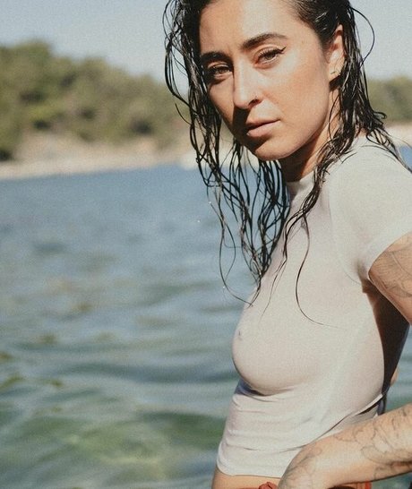 Poetiquegirl セクシーなスター 写真