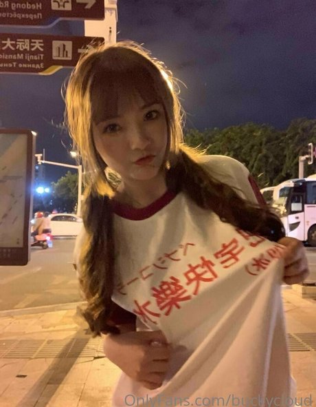 buckycloud 可愛いモデル 写真