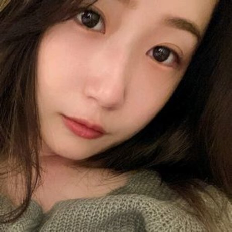 mini 0223 スター ヌード 写真