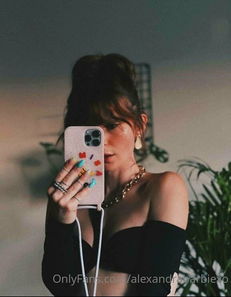 alexandrabarbiexo 素敵なポルノスター 写真