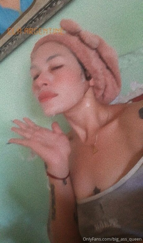 big ass queen トップモデル 画像