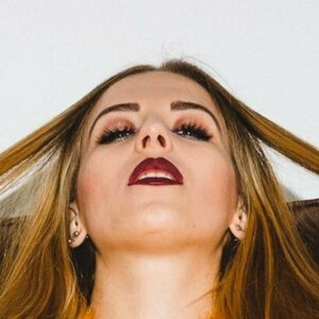 Monika Lara Smith 最高のモデル 写真