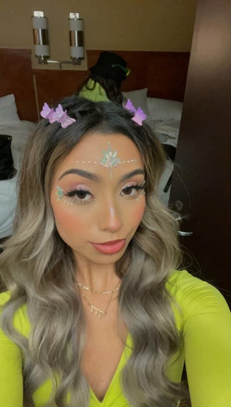 aashleygiselle 裸モデル 写真