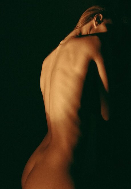 Ssonyashnyk ポルノスター トップ 写真