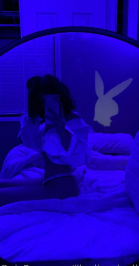 Lilyellowdevil スター ヌード 写真