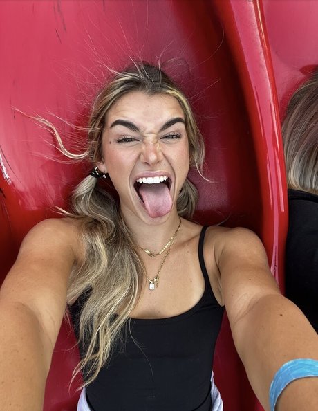 Hopie Schlenker エロティックなスター 写真