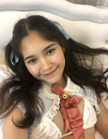 isabellefree 最高のスター ギャラリー