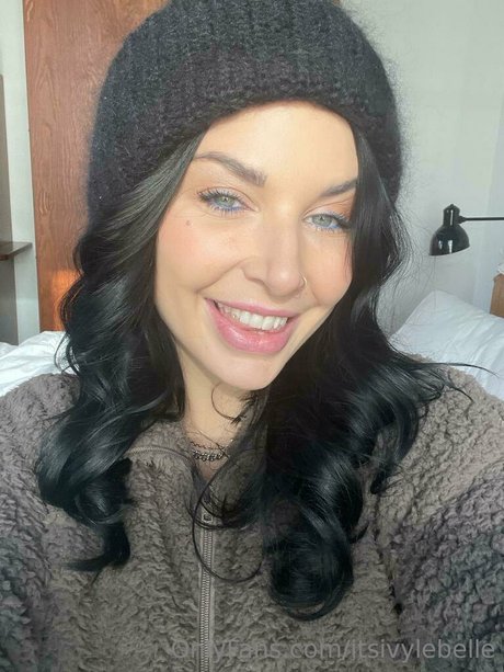 Ivy Lebelle star du porno érotique des photos