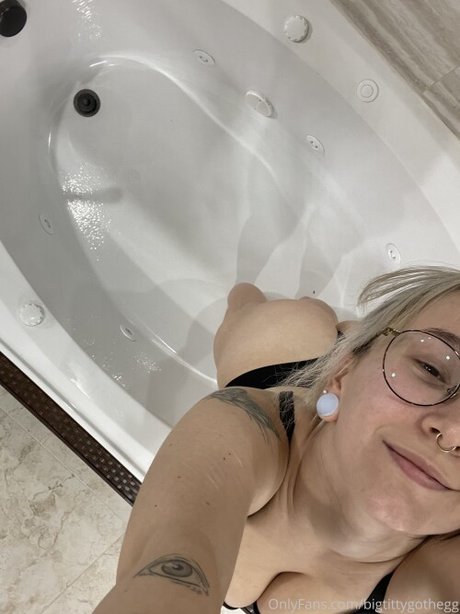 twink nu onlyfans gratuit sympa archive