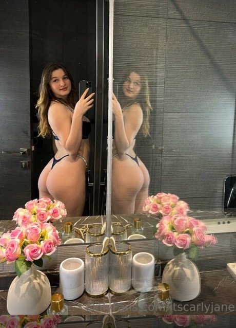 itscarlyjane haut modèle galerie