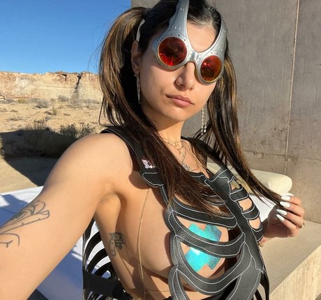 brunette onlyfans nue en haute qualité galeries