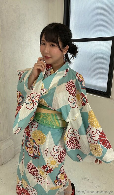 lunaamemiya étoile gratuite des photos