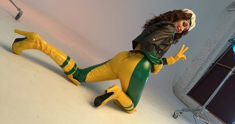 baisers lesbiens onlyfans sexe gratuit archive