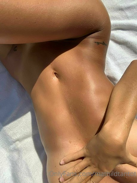 pawg ébène uniquementfans sexy en haute qualité img