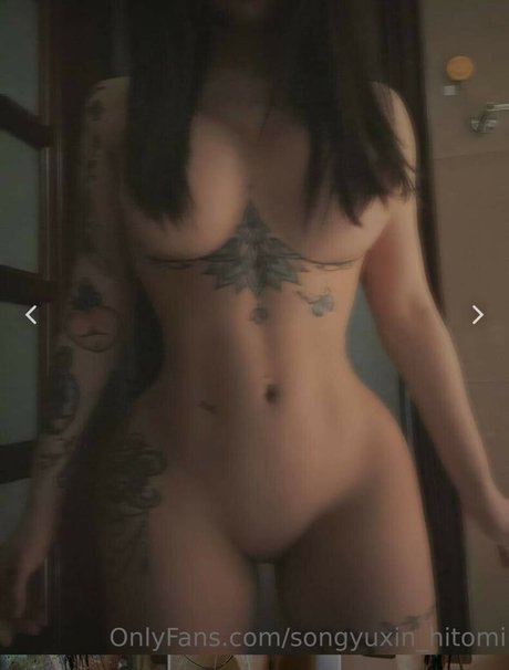 Hitomi Songyuxin étoile adulte photo